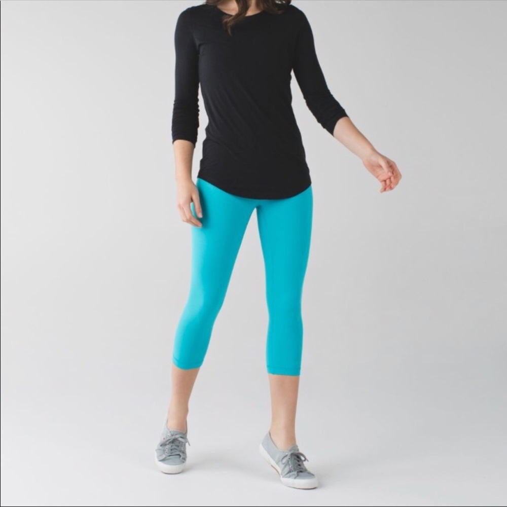 Wunder under crop peacock blue 10